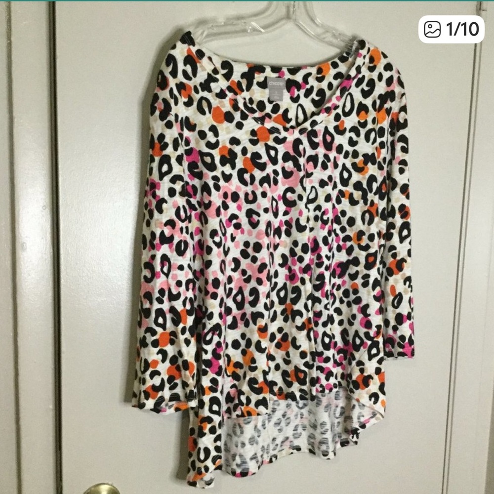 Chico's Cheetah Print V-Neck Tee